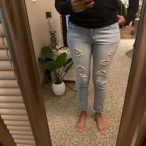 Light blue ripped jeans